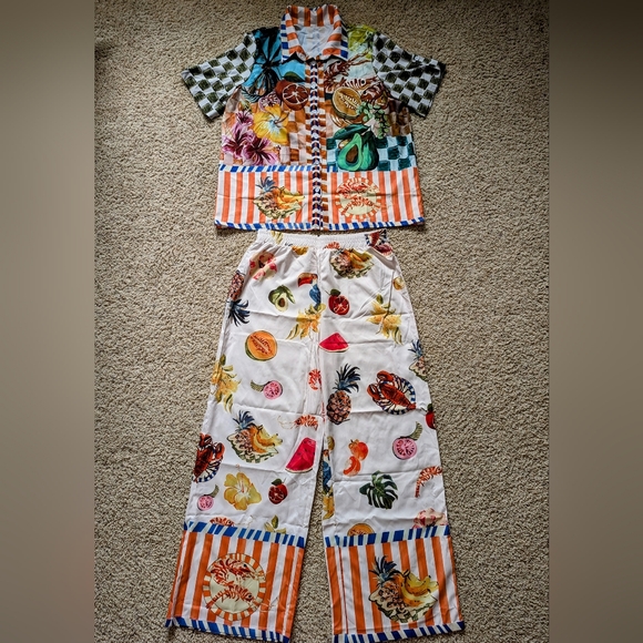 NWOT XL Women's 2 Piece Pajama Lounge Set, Tropical Paradise Pattern - Picture 1 of 14